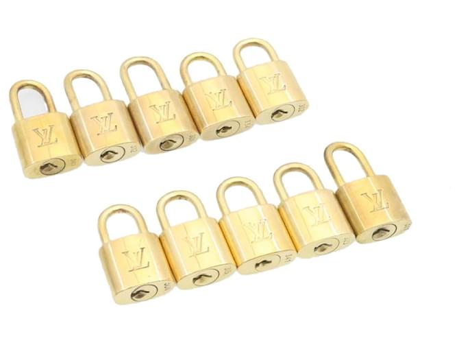 Louis Vuitton padlock 10set Gold Tone LV Auth cr875 Metal  ref.636445