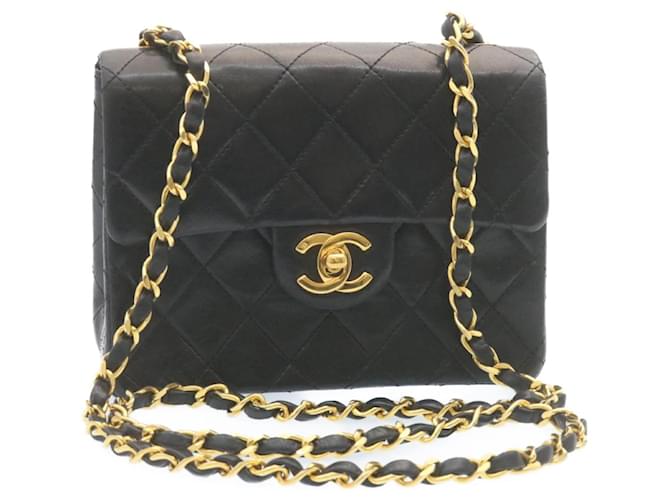 CHANEL Mini Matelasse Chain Flap Shoulder Bag Lamb Skin Black Gold Auth 28471a Golden Leather  ref.636489