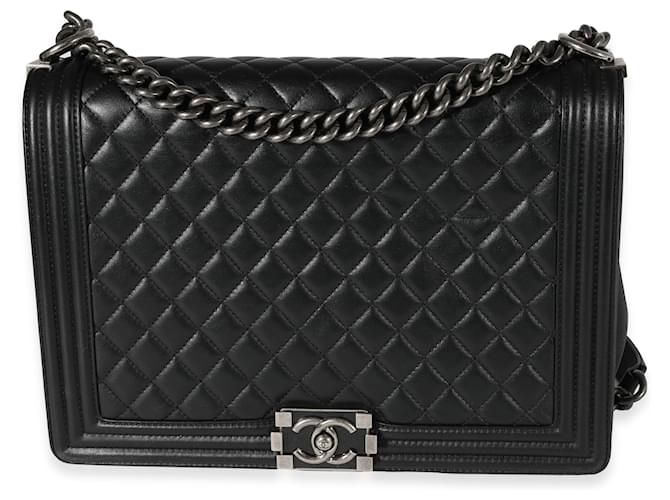 Chanel Black Quilted Lambskin Large Boy Bag  Leather  ref.637200