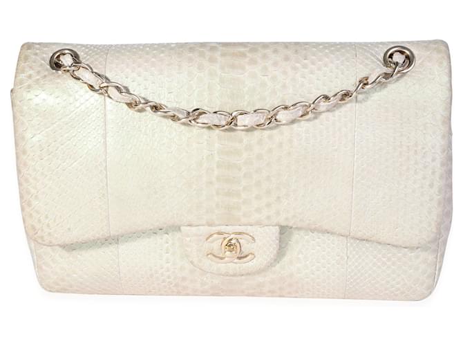 Chanel Iridescent Python Jumbo Classic bolso con solapa forrado Blanco  ref.637217