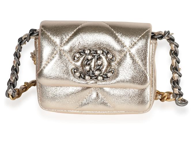 Chanel Cuir d'agneau métallisé doré  19 Belt bag  ref.637260