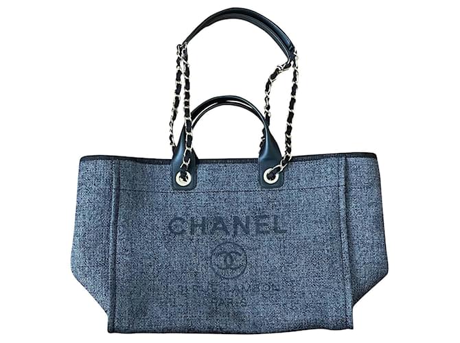 Timeless Chanel Deauville Azul  ref.637887