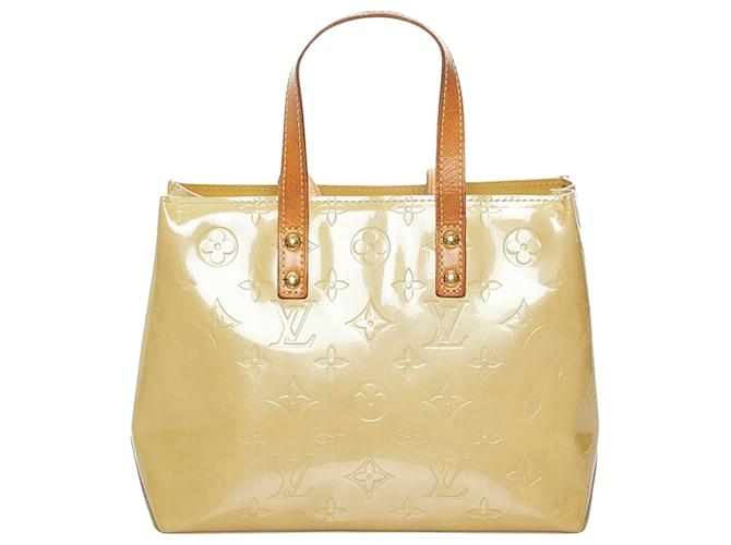 Louis Vuitton Reade Beige Patent leather  ref.638173