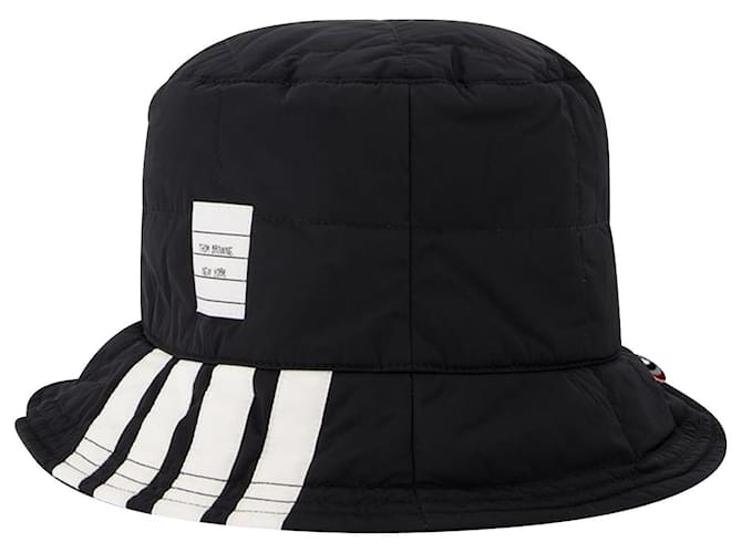 Thom Browne Quilted Bucket Hat W/ Seamed In 4 Bar In Poly Twill Black Cloth  ref.639149