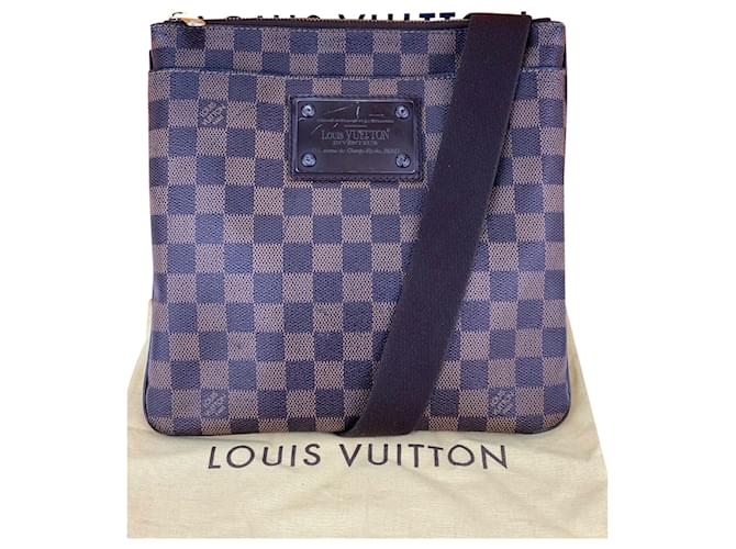Bolsa transversal de ombro Louis Vuitton Damier Ebene Brooklyn Plate N41100 NO884  Couro  ref.639184