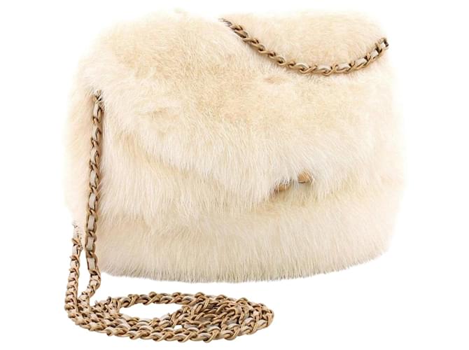 Bolsa Chanel Pele Inverno Branco Vintage Kisslock Muito Rara Couro  ref.639212