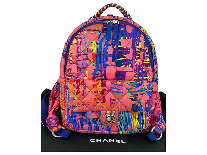 Timeless Chanel Tasche Cc Foulard Stoff Gesteppter bedruckter Rucksack Pink Travel B293 AUTHENTISCH  ref.639244