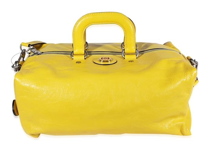 Sac à dos convertible en cuir froissé jaune Gucci  ref.639276