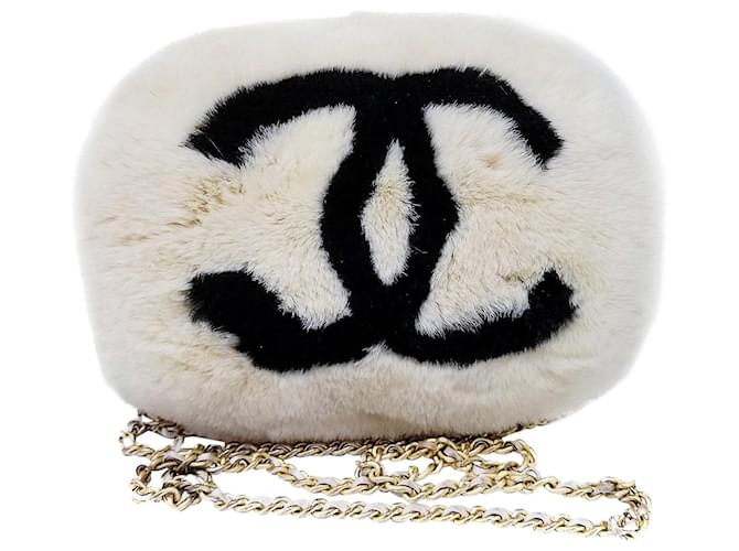 Chanel Rare Vintage  Rabbit Lapin Fur Muff Bag Hand Warmer  White Leather  ref.639405
