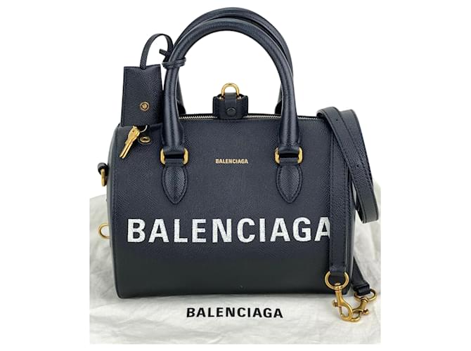 Day Balenciaga Bag Ville Bowling Small Black Grained Leather Satchel Crossbody B434   ref.639417