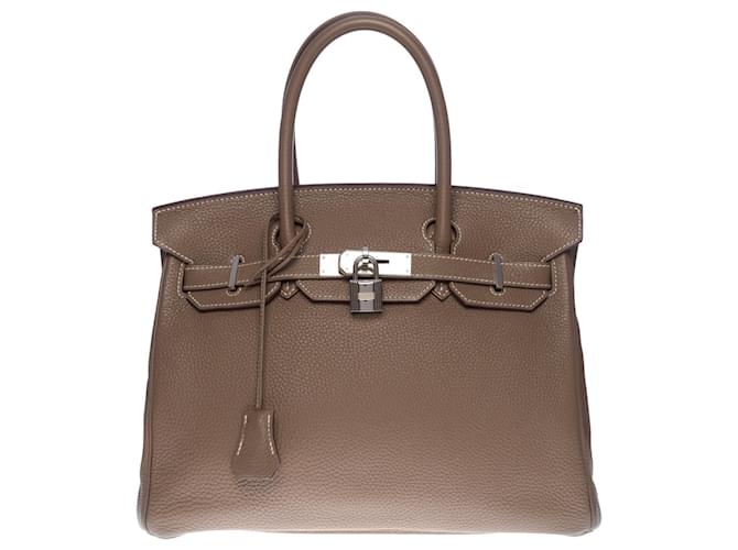 Herrliche Hermès Birkin Handtasche 30 aus taupefarbenem Togo-Leder mit weißen Nähten, Palladium Silber Metallverkleidung  ref.640143
