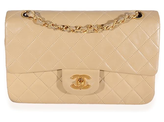 Chanel Vintage Beige Quilted Lambskin Small Classic Double Flap Bag Flesh  Leather ref.641214 - Joli Closet