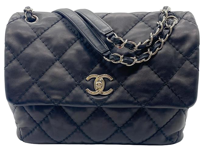 Punto finale di Chanel 2013-2014 borsa a tracolla in pelle nera Nero  ref.641299