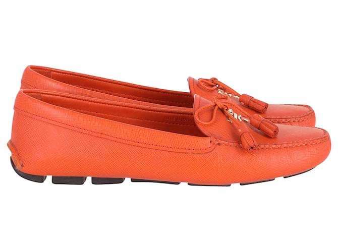 Prada Bow Slip On Loafers aus orangefarbenem Leder  ref.641327