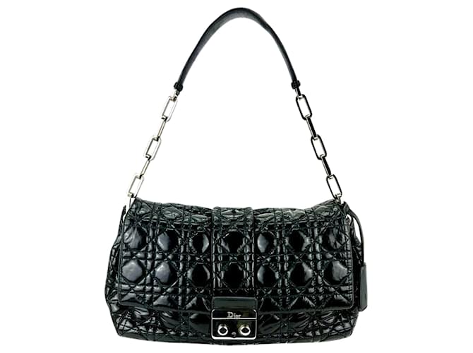 Dior Christian Bag Pelle verniciata Cannage New Lock Borsa a tracolla con patta nera B499  Nero  ref.641331
