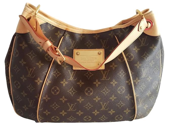 Louis Vuitton Galliera Gm in Brown