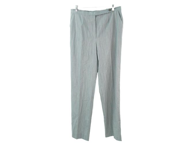 Escada-Hose 44