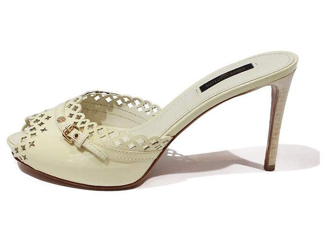 Louis Vuitton Mules Écru