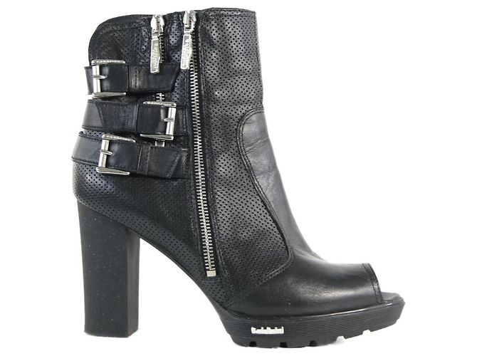 Botas BCBG Max Azria 39