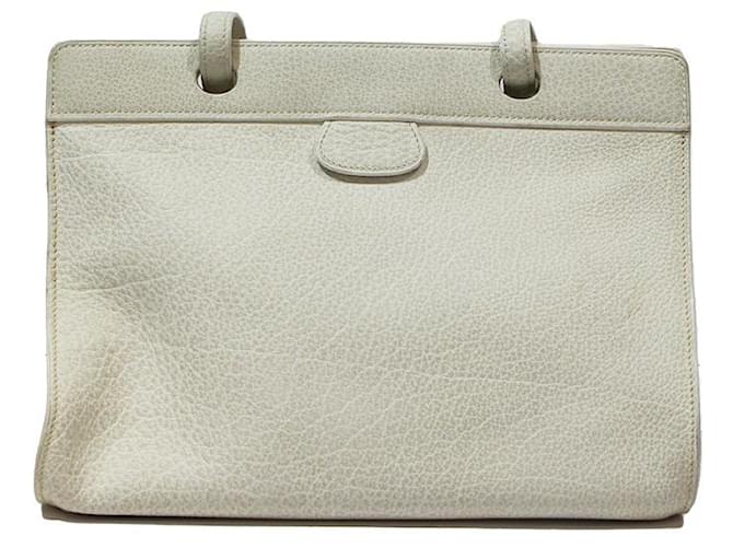 Hermès Handbags Cream Leather  ref.647462