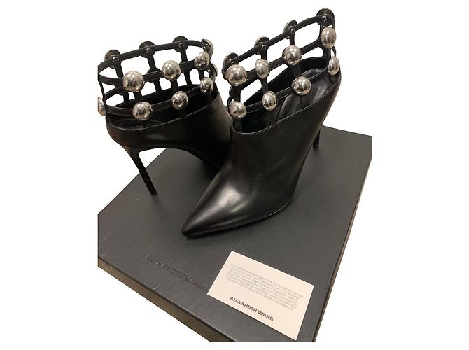 Alexander Wang Black Leather Ankle Boots 38.5