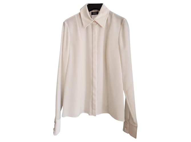 Hermosa blusa Chanel T.36 neuf Blanco roto Poliéster  ref.649234