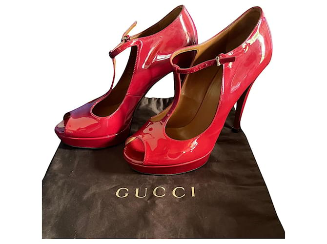 Gucci Talons Cuir vernis Rouge  ref.649272