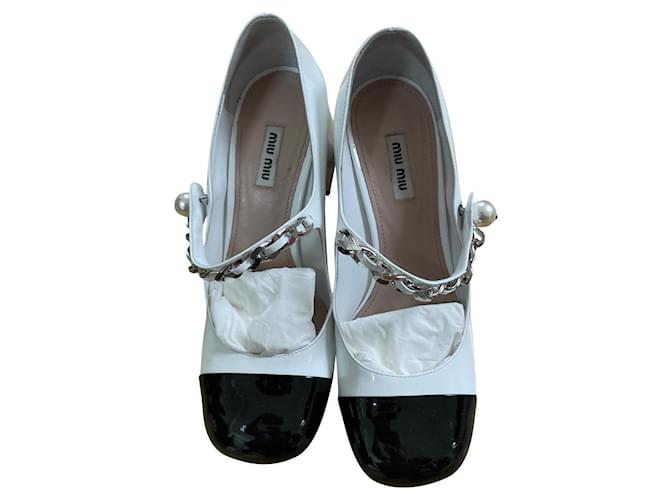 Miu Miu Two-tone patent Mary Janes White Patent leather  ref.649409