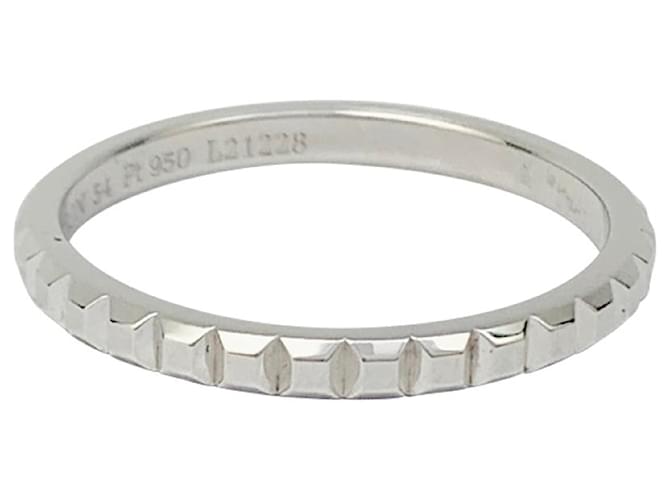 Boucheron "Clou de Paris" ring in platinum.  ref.649901