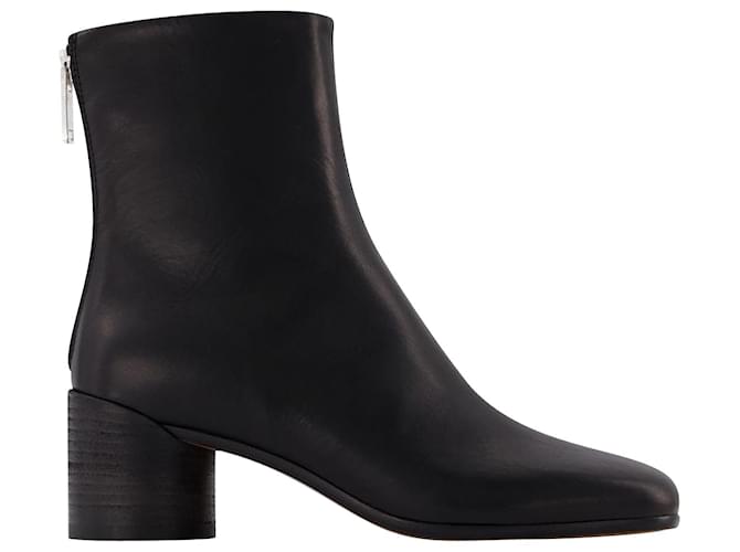 Maison Martin Margiela Black leather ankle boots  ref.650778