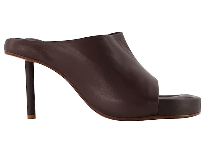 Jacquemus Nuvola Mules in Brown Leather  ref.650816