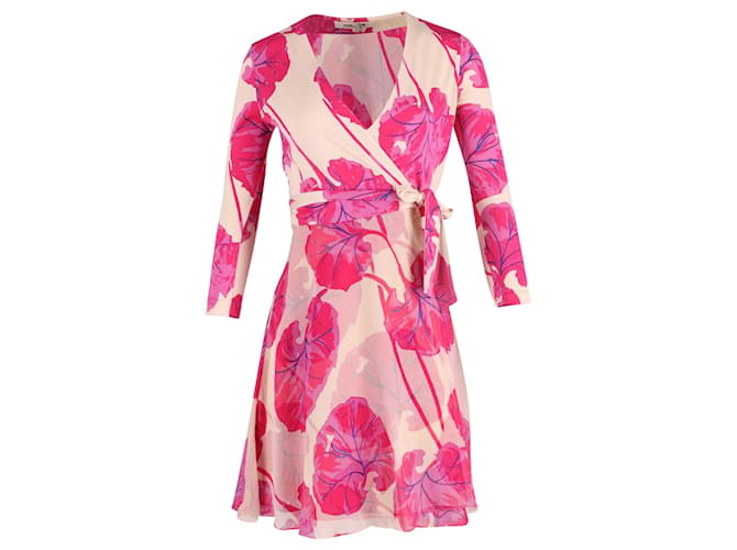 Diane Von Furstenberg Florales Wickelkleid aus rosa Seide Pink  ref.651079