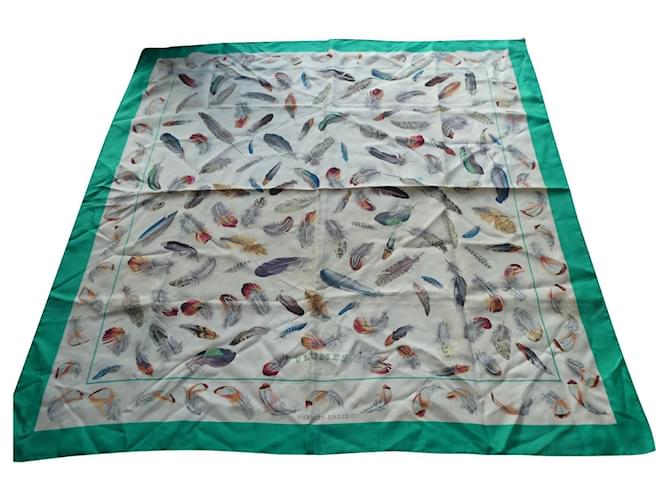 square hermès vintage feathers in green silk twill Light green  ref.651433