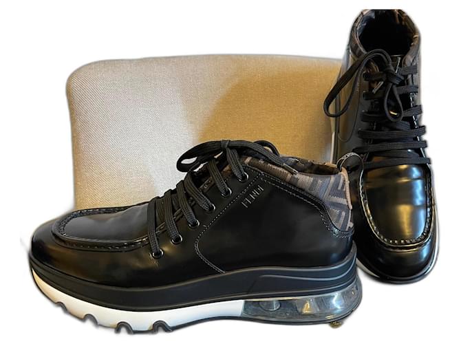 Fendi Derby Black Patent leather  ref.652525