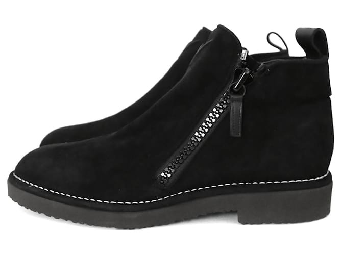 Giuseppe Zanotti black suede ankle boots  ref.652686