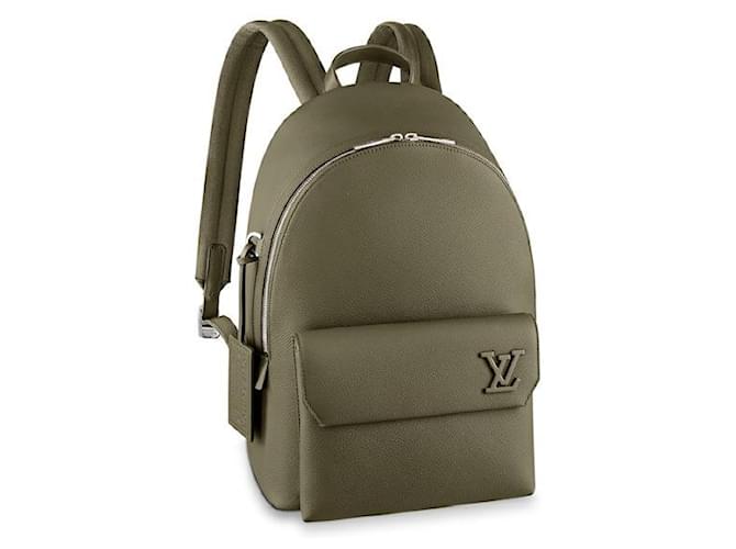 Louis Vuitton LV Aerogram backpack green Khaki Leather ref.652870 - Joli  Closet
