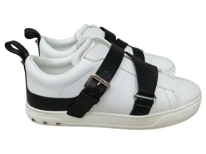 Valentino Garavani Rockstud