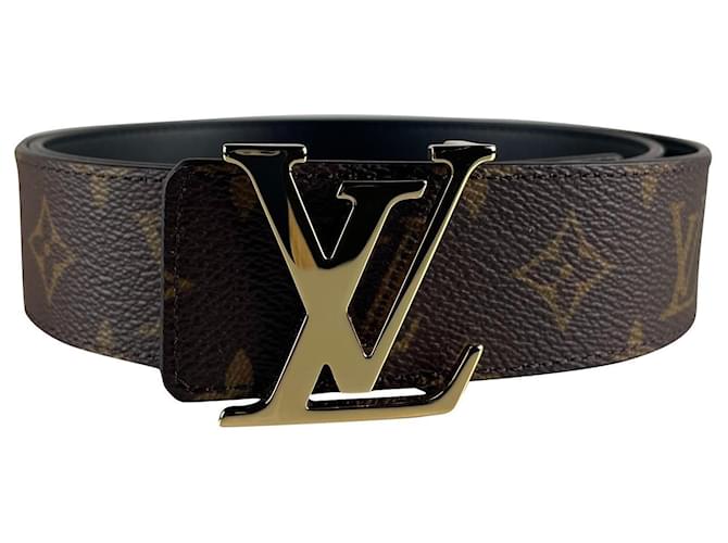 Louis Vuitton LV Initials Belt 40 mm Reversible Brown Cloth ref.529939 -  Joli Closet