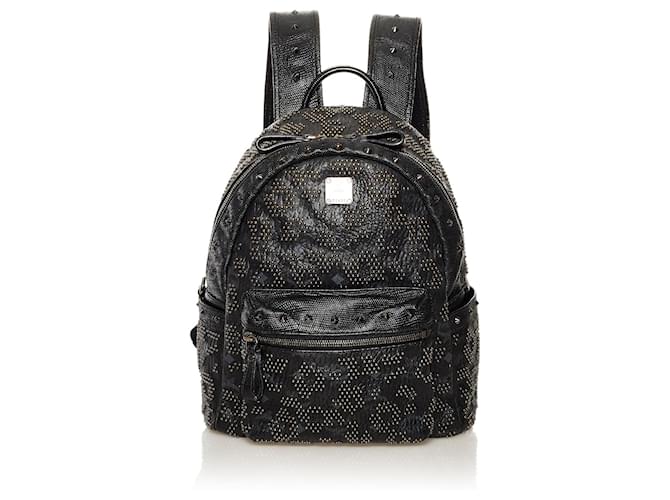 Mochila MCM de piel negra con tachuelas Negro Cuero Becerro ref.656427 Joli Closet