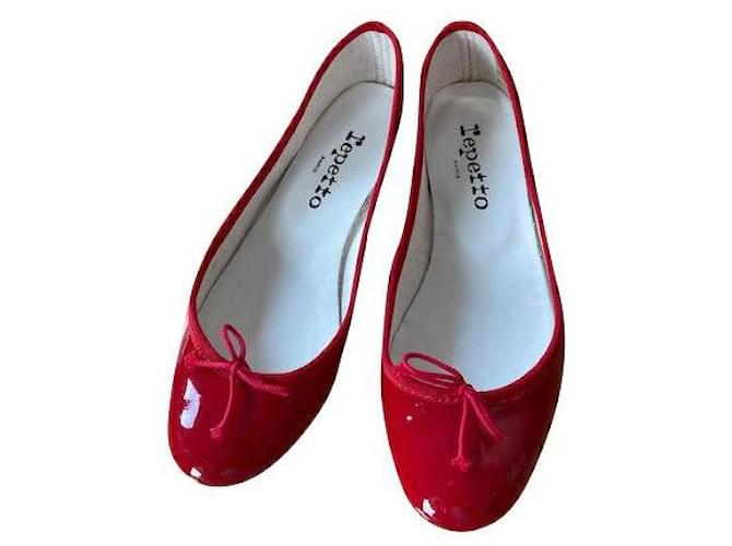 Novas sapatilhas Repetto em couro envernizado vermelho chama  ref.657434