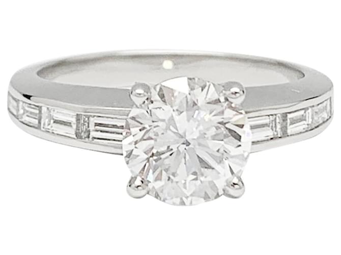 inconnue Solitaire ring with baguette diamonds. Platinum  ref.657790