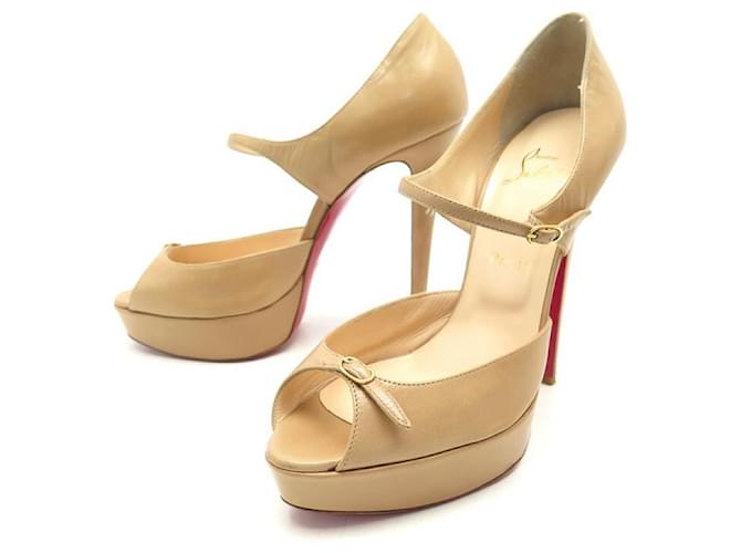 SHOES SANDALS CHRISTIAN LOUBOUTIN SANDALS 39 BEIGE LEATHER SHOES  ref.657886