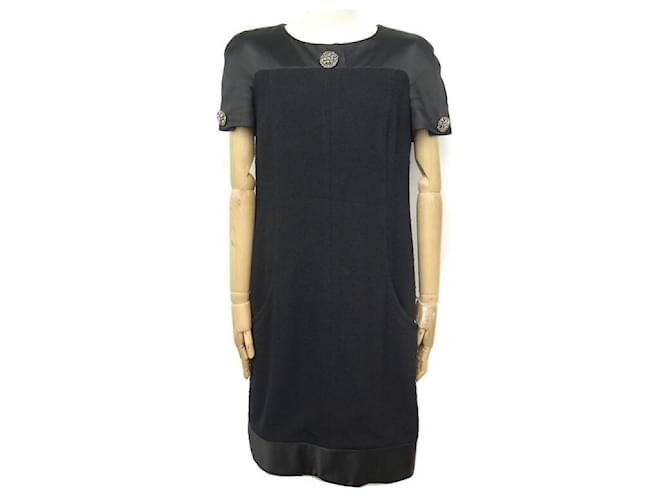 CHANEL DRESS BUTTONS BUTTONS STYLE GRIPOIX L 42 BLACK WOOL AND SILK DRESS  ref.657940