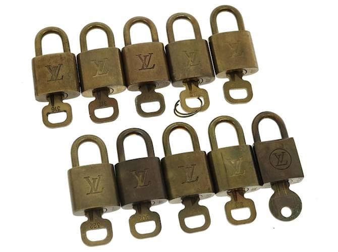 Louis Vuitton padlock 10set Padlock Gold Tone LV Auth ar7642 Metal  ref.658477
