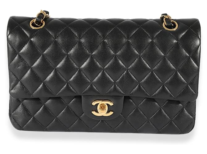 Timeless Borsa con patta classica foderata in pelle di agnello trapuntata nera Chanel Nero  ref.659313