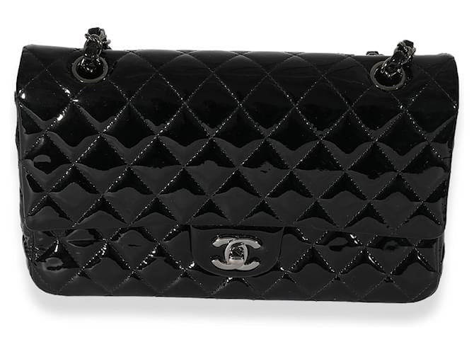 Bolsa Chanel Preto Acolchoado Couro Envernizado Médio Clássico Forrado com Flap  ref.659333