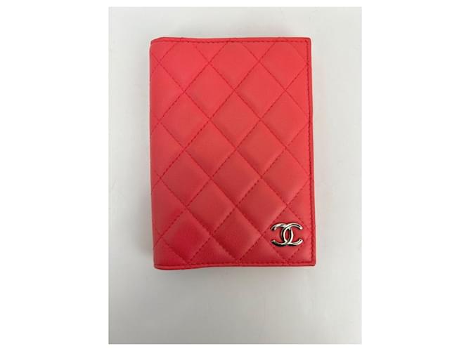 Chanel Chanel Passport Holder Coral Quilted Calfskin Leather Wallet C127  Pony-style calfskin ref.659391 - Joli Closet