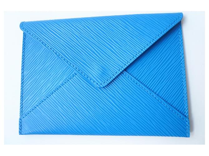 LOUIS VUITTON Epi leather snap pouch Blue very good condition  ref.659934