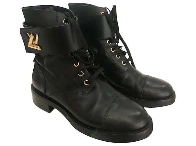 Louis Vuitton Flat Ranger Ankle Boots