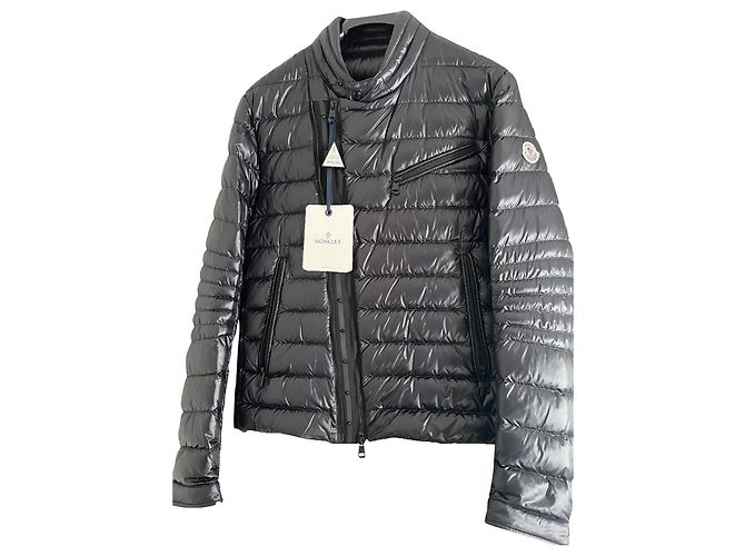Moncler Helianthe Short Down Jacket Black